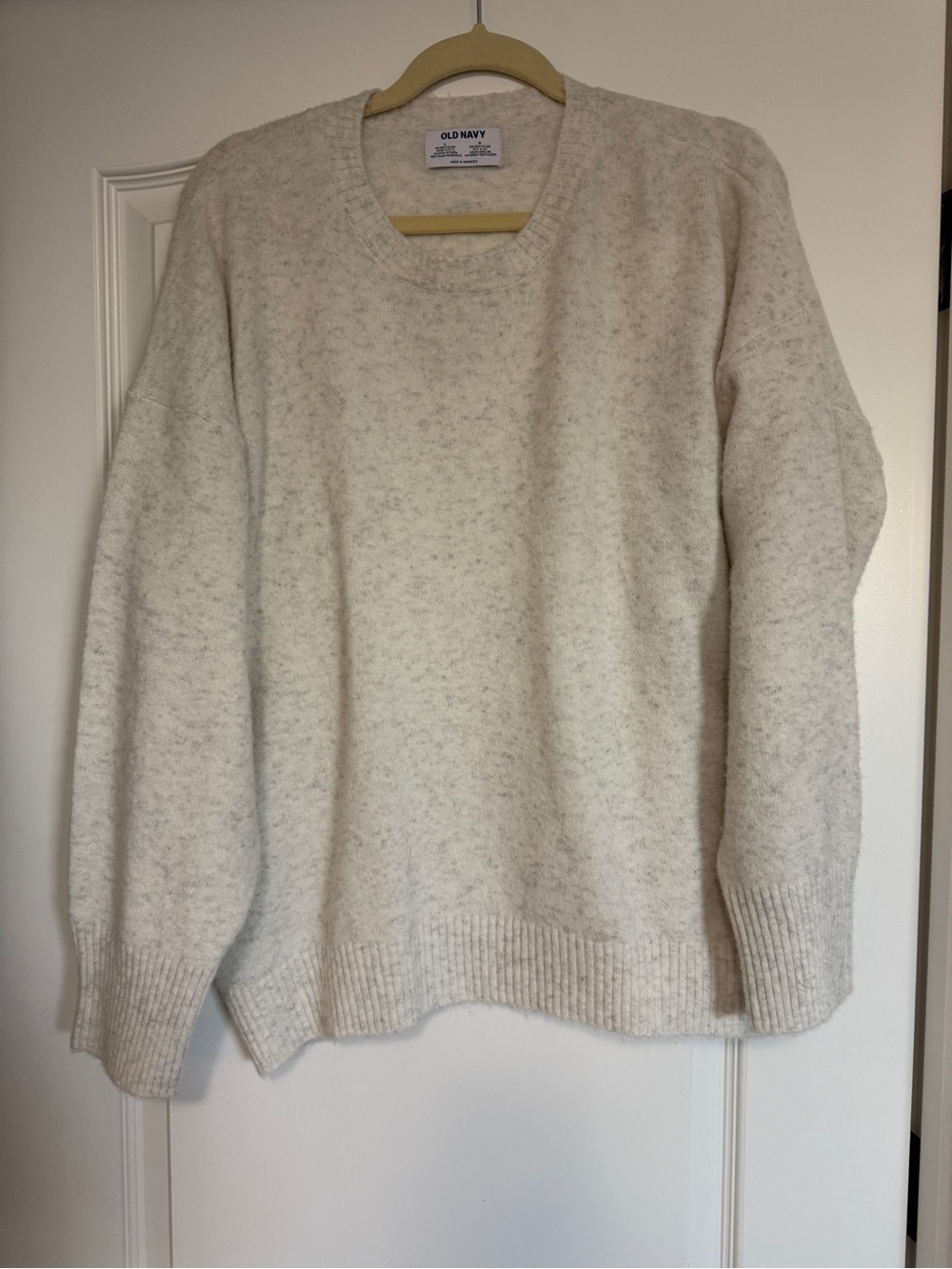 Old Navy Women's Heather Cream Scoopneck Sweater